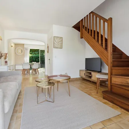 Cazet Cozy - 2br 6p - Estate With Pool Gassin Lägenhet