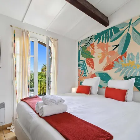 Апартаменти Cazet Cozy - 2br 6p - Estate With Pool Gassin